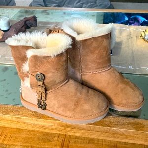 Girls Ugg boots